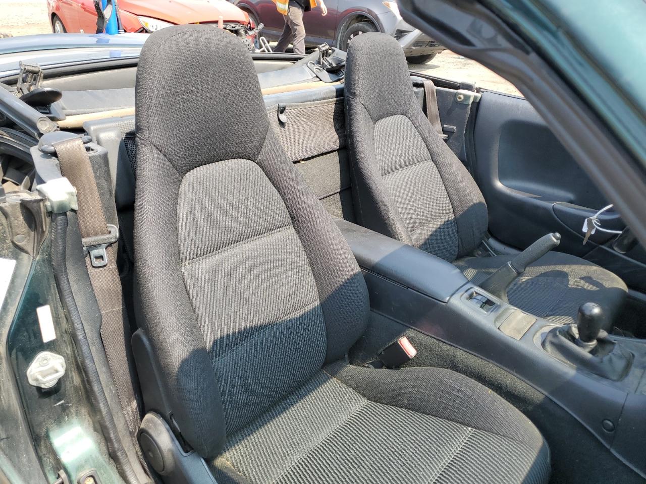 2000 Mazda Mx-5 Miata Base VIN: JM1NB3533Y0151883 Lot: 64423925