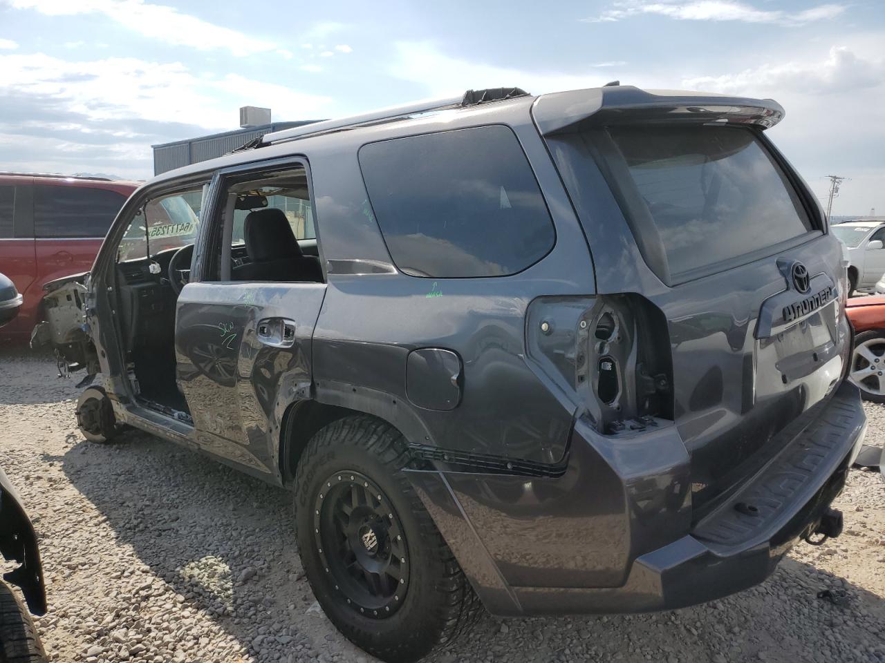 2018 Toyota 4Runner Sr5/Sr5 Premium VIN: JTEBU5JR2J5592489 Lot: 64777235