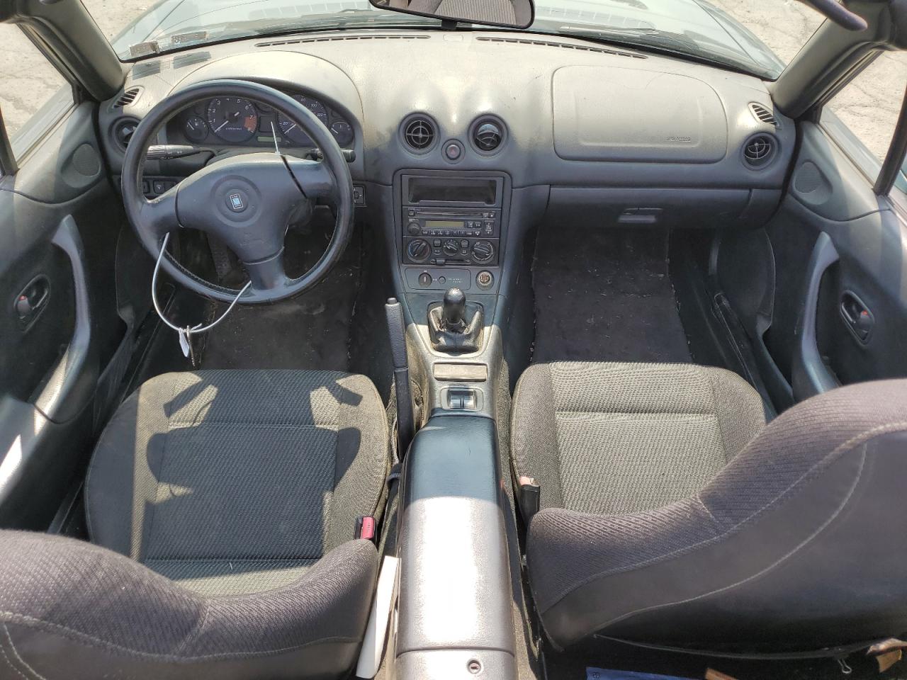 2000 Mazda Mx-5 Miata Base VIN: JM1NB3533Y0151883 Lot: 64423925