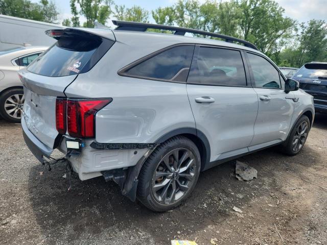  KIA SORENTO 2022 Srebrny