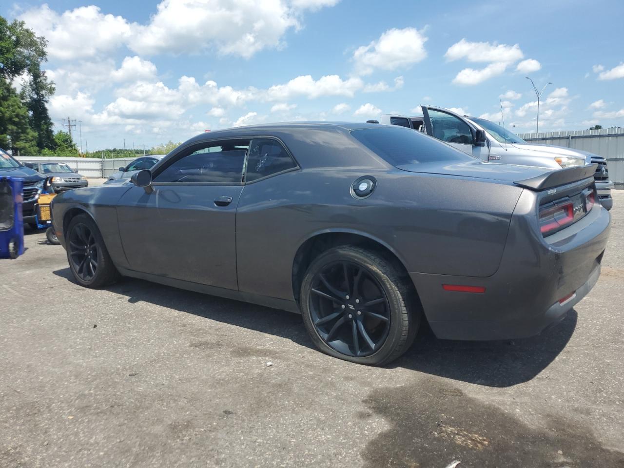 2018 Dodge Challenger Sxt VIN: 2C3CDZAGXJH251935 Lot: 66768075