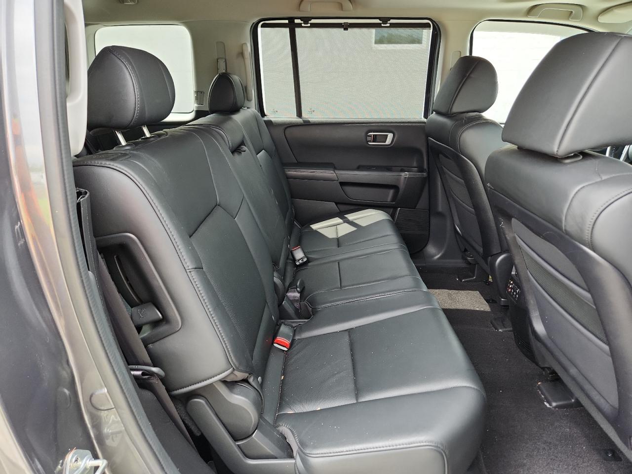 2010 Honda Pilot Touring VIN: 5FNYF4H99AB012534 Lot: 62810345
