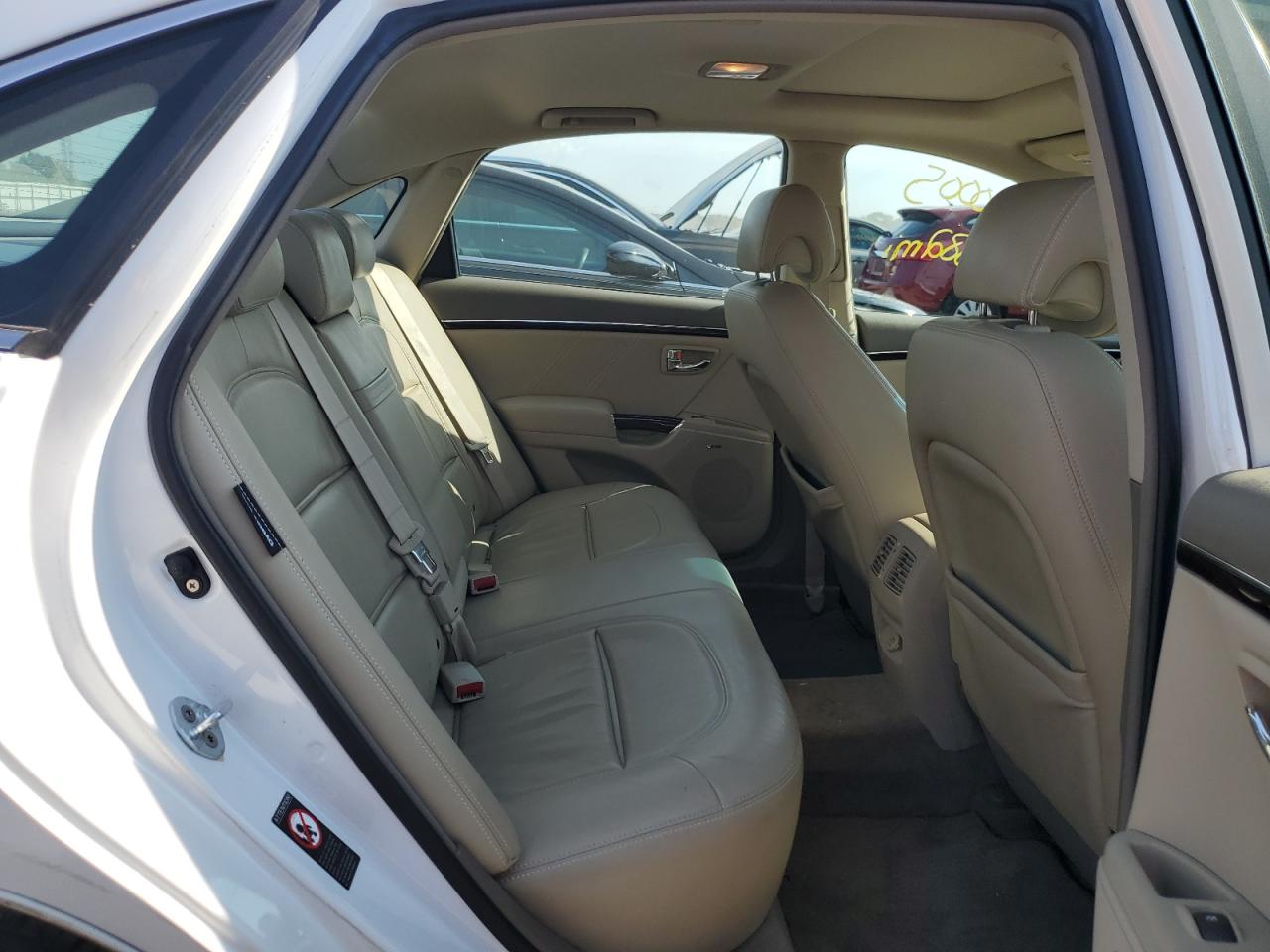 2009 Hyundai Azera Se VIN: KMHFC46F99A370581 Lot: 63080005