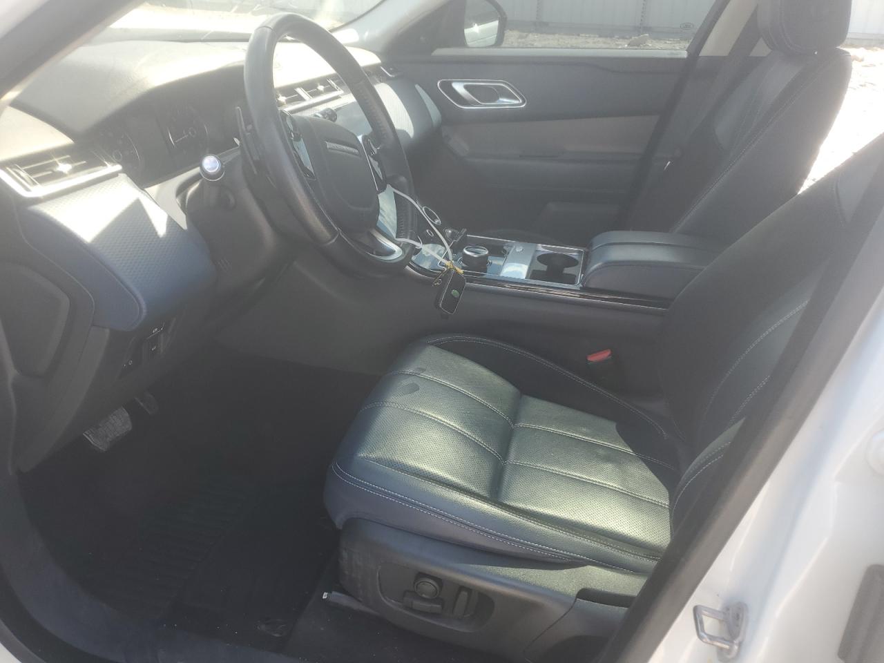2020 Land Rover Range Rover Velar S VIN: SALYB2EX6LA255600 Lot: 62102085