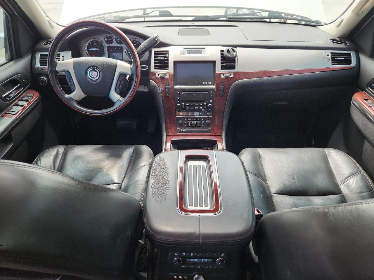 2010 Cadillac Escalade Premium VIN: 1GYUKCEF2AR273099 Lot: 64693055