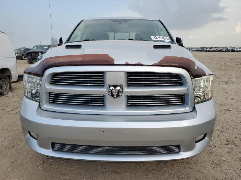  DODGE RAM 1500 2012 Srebrny