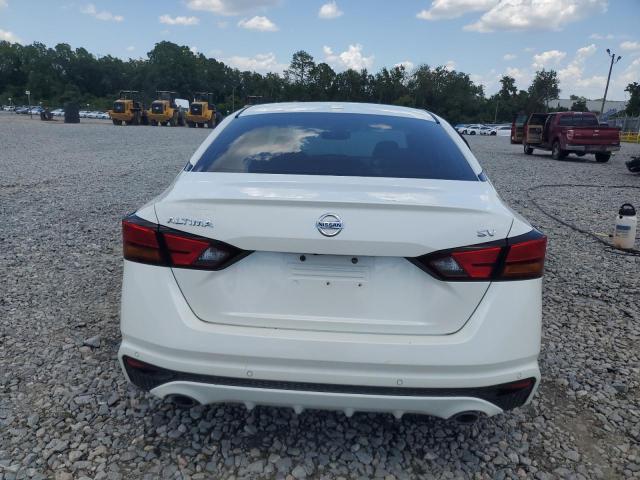  NISSAN ALTIMA 2019 Biały