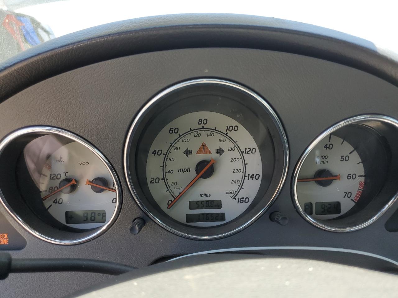 2001 Mercedes-Benz Slk 230 Kompressor VIN: WDBKK49F61F193012 Lot: 63621655
