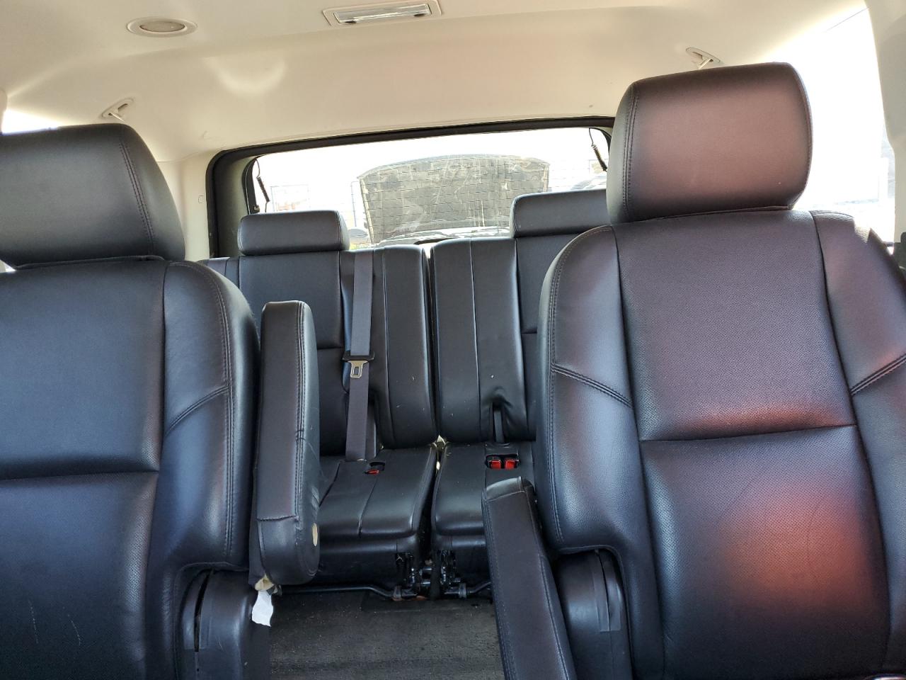 2011 Chevrolet Tahoe K1500 Ltz VIN: 1GNSKCE09BR308738 Lot: 64103695