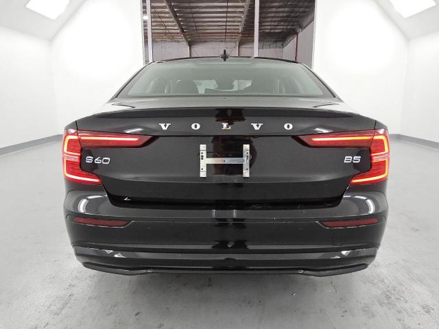  VOLVO S60 CORE 2024 Черный