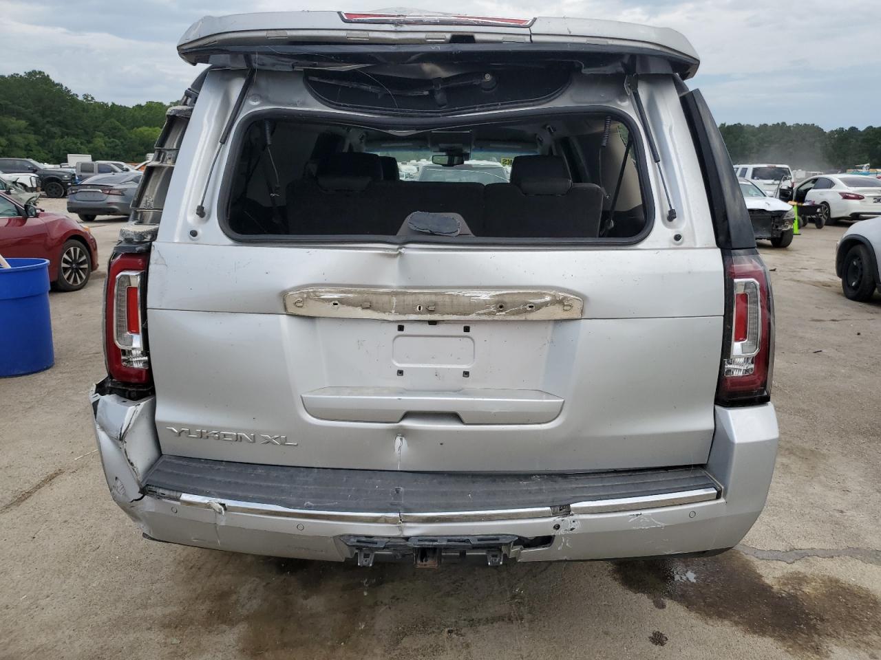 2016 GMC Yukon Xl Denali VIN: 1GKS2HKJXGR133561 Lot: 62336265