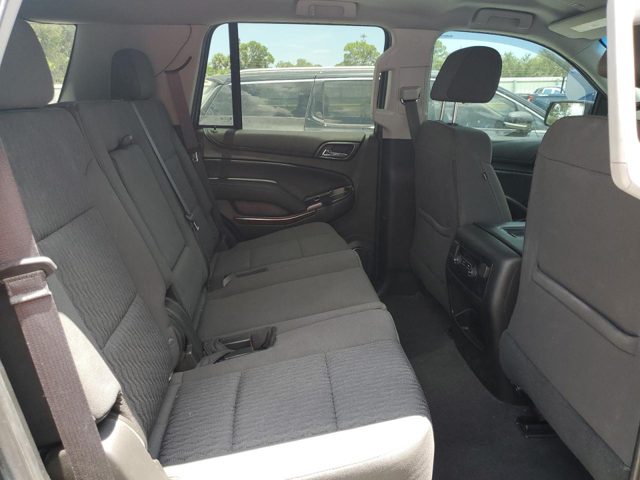 2019 Chevrolet Tahoe K1500 Ls VIN: 1GNSKAKC9KR359028 Lot: 66614125