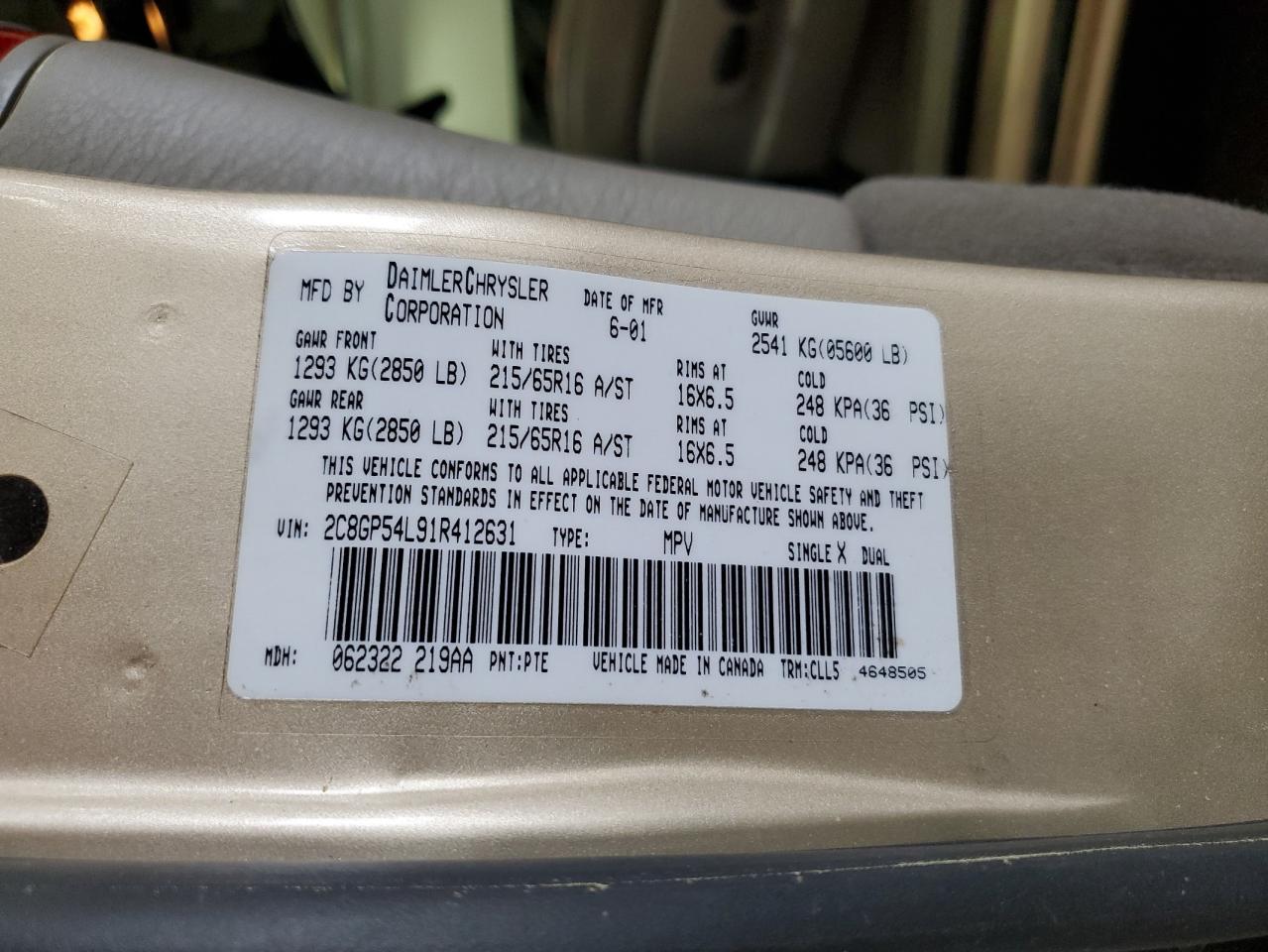 2001 Chrysler Town & Country Lxi VIN: 2C8GP54L91R412631 Lot: 63570245