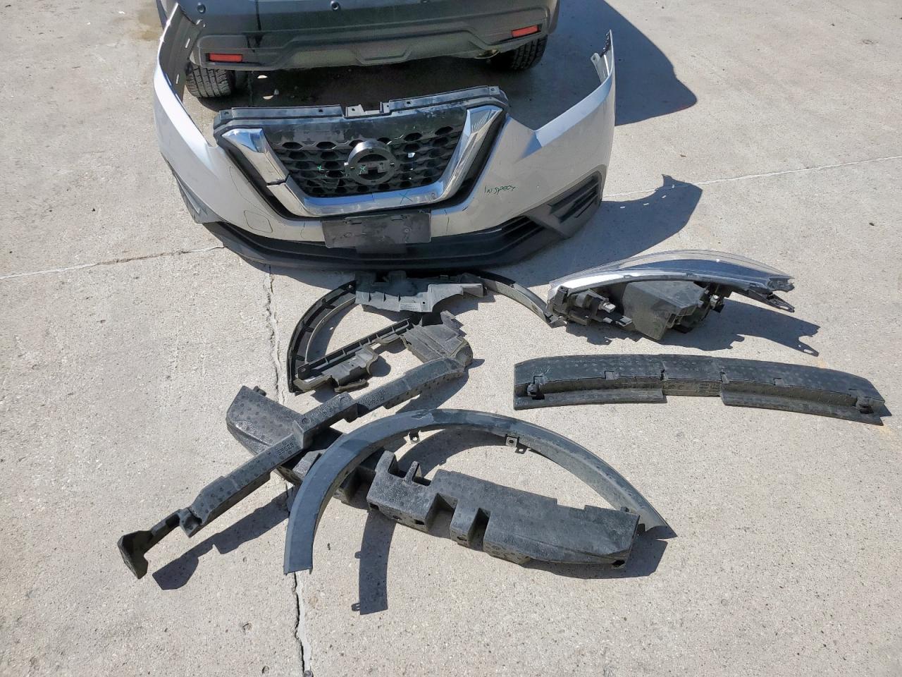 2020 Nissan Kicks Sv VIN: 3N1CP5CV0LL484579 Lot: 66316255