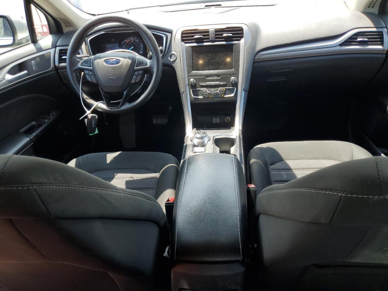 2020 Ford Fusion Se VIN: 3FA6P0LU1LR197274 Lot: 64813655