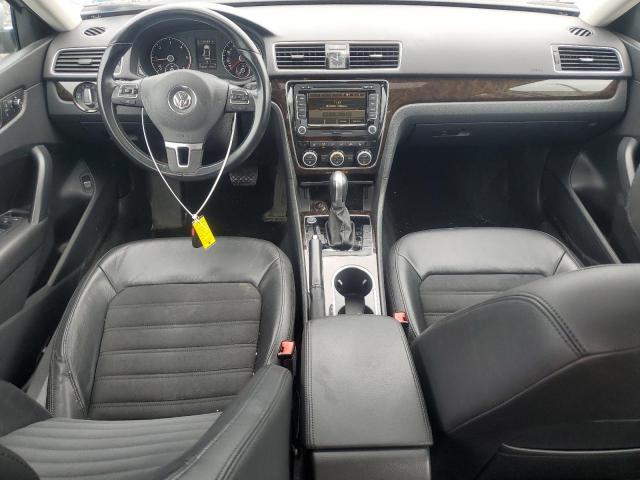  VOLKSWAGEN PASSAT 2015 Srebrny