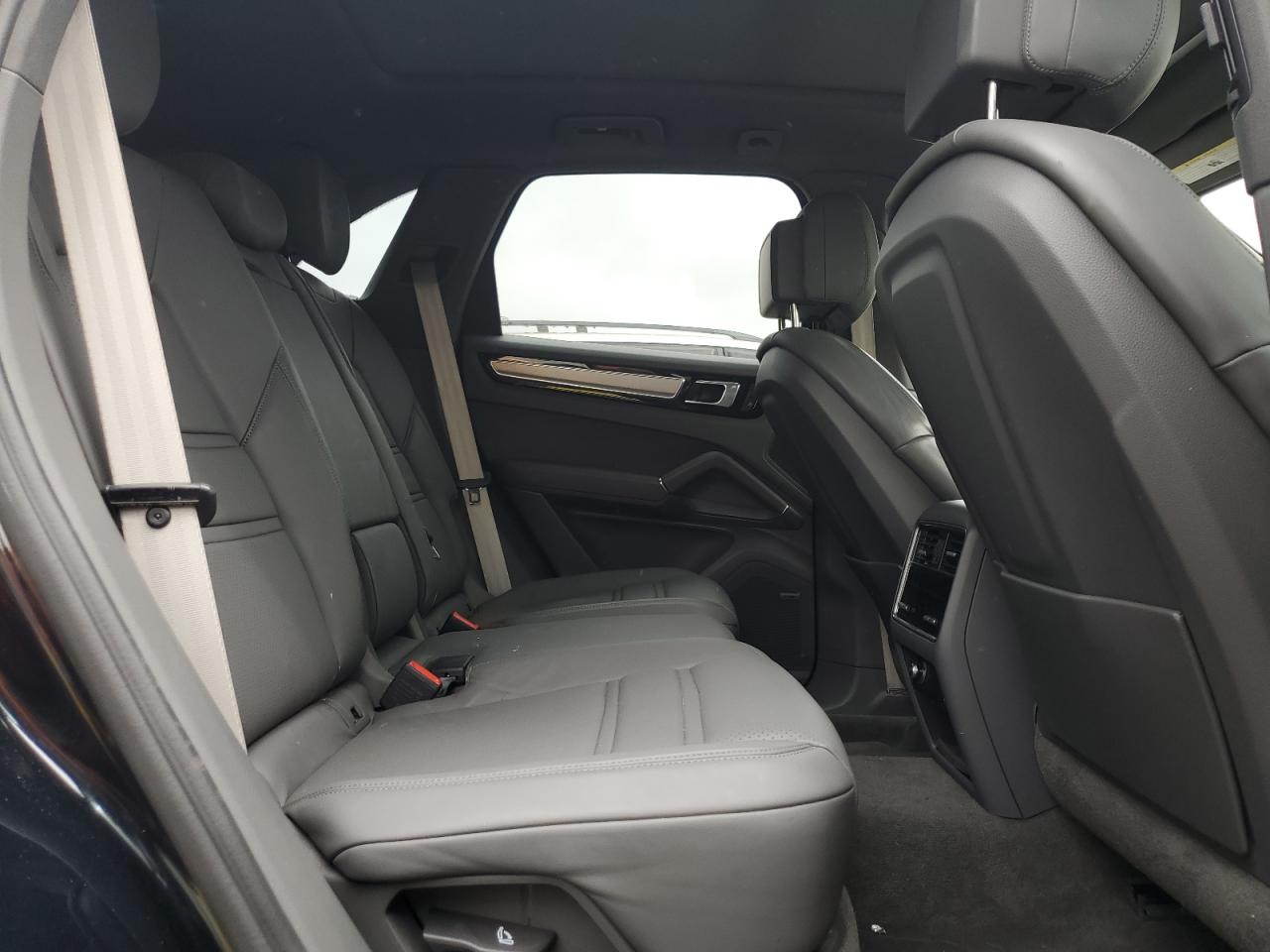 2023 Porsche Cayenne Base VIN: WP1AA2AY3PDA04093 Lot: 64222995