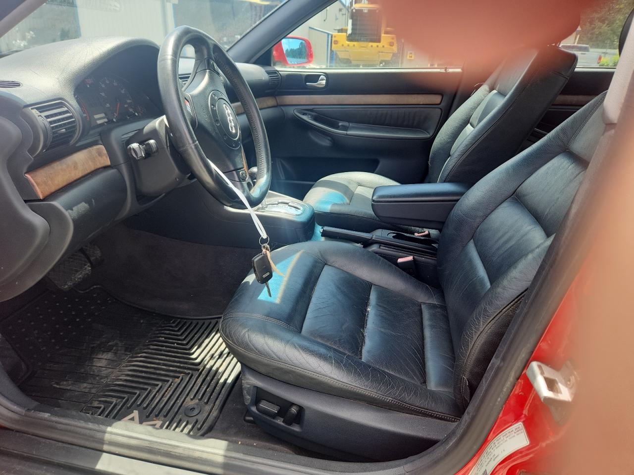 1999 Audi A4 2.8 Quattro VIN: WAUED28D2XA044600 Lot: 63762705
