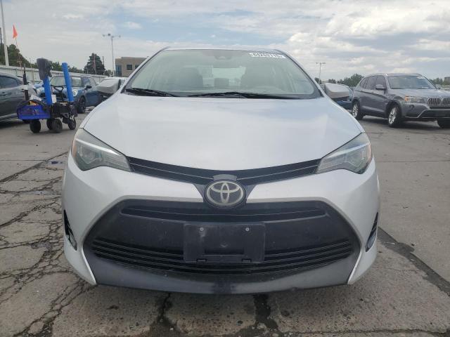  TOYOTA COROLLA 2018 Srebrny
