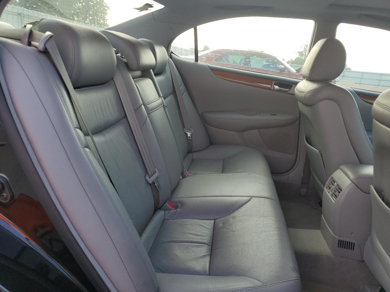 2005 Lexus Es 330 VIN: JTHBA30G855136406 Lot: 63486605