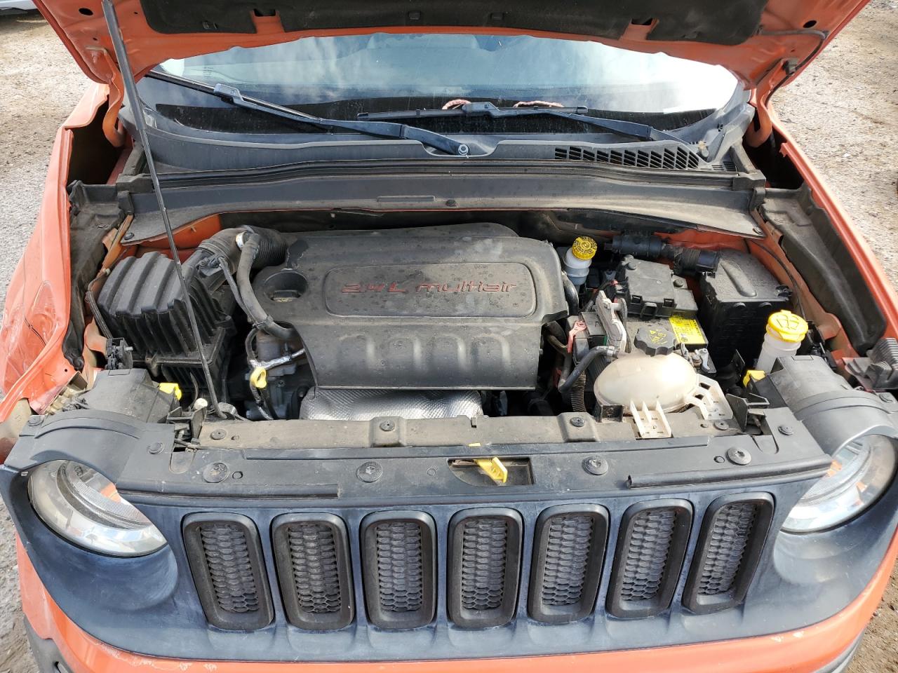 2015 Jeep Renegade Latitude VIN: ZACCJABTXFPC00541 Lot: 67318385