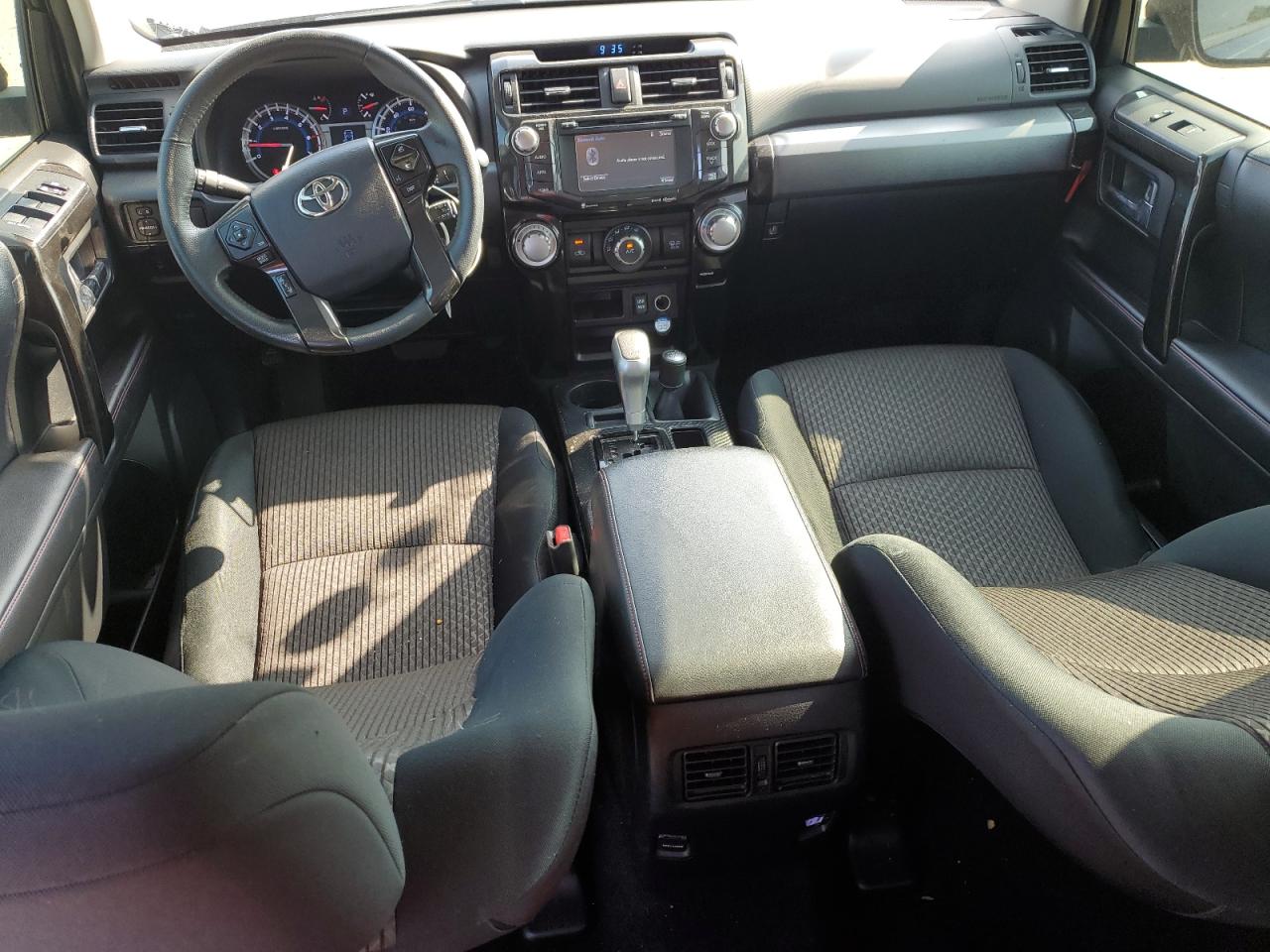 2019 Toyota 4Runner Sr5/Sr5 Premium VIN: JTEBU5JR4K5711550 Lot: 67920405