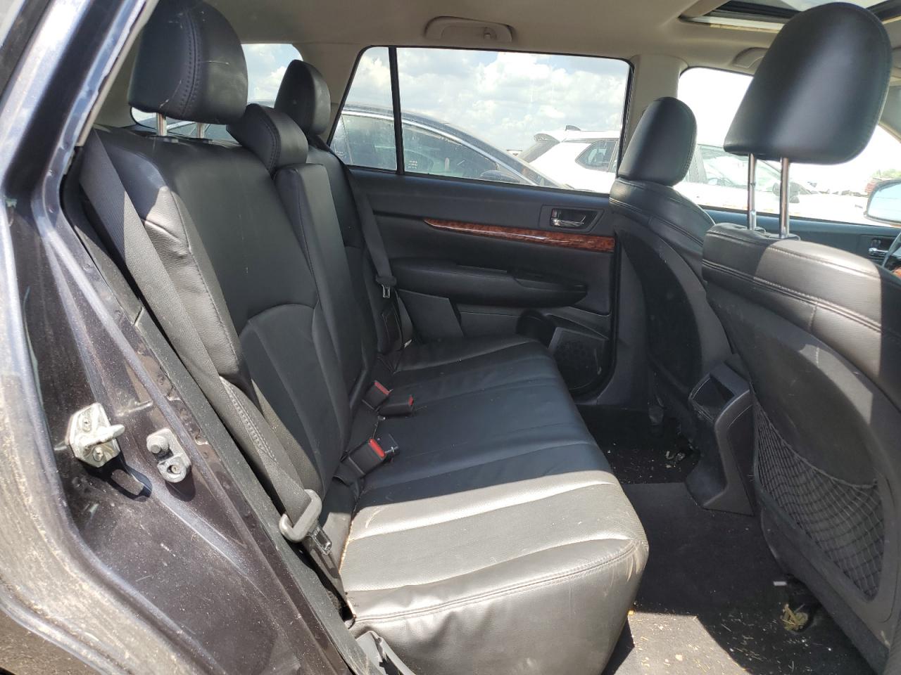 2011 Subaru Outback 2.5I Limited VIN: 4S4BRCKC3B3368161 Lot: 63352115