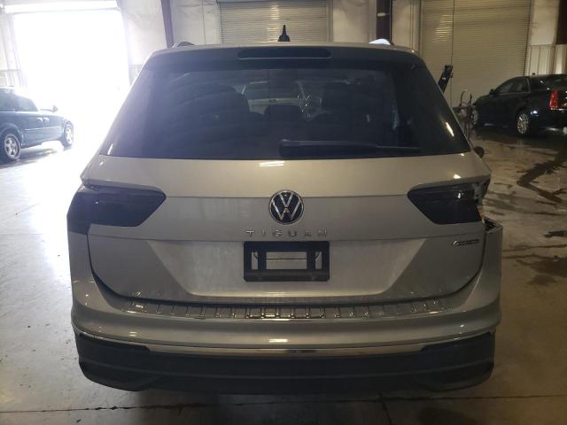  VOLKSWAGEN TIGUAN 2022 Srebrny