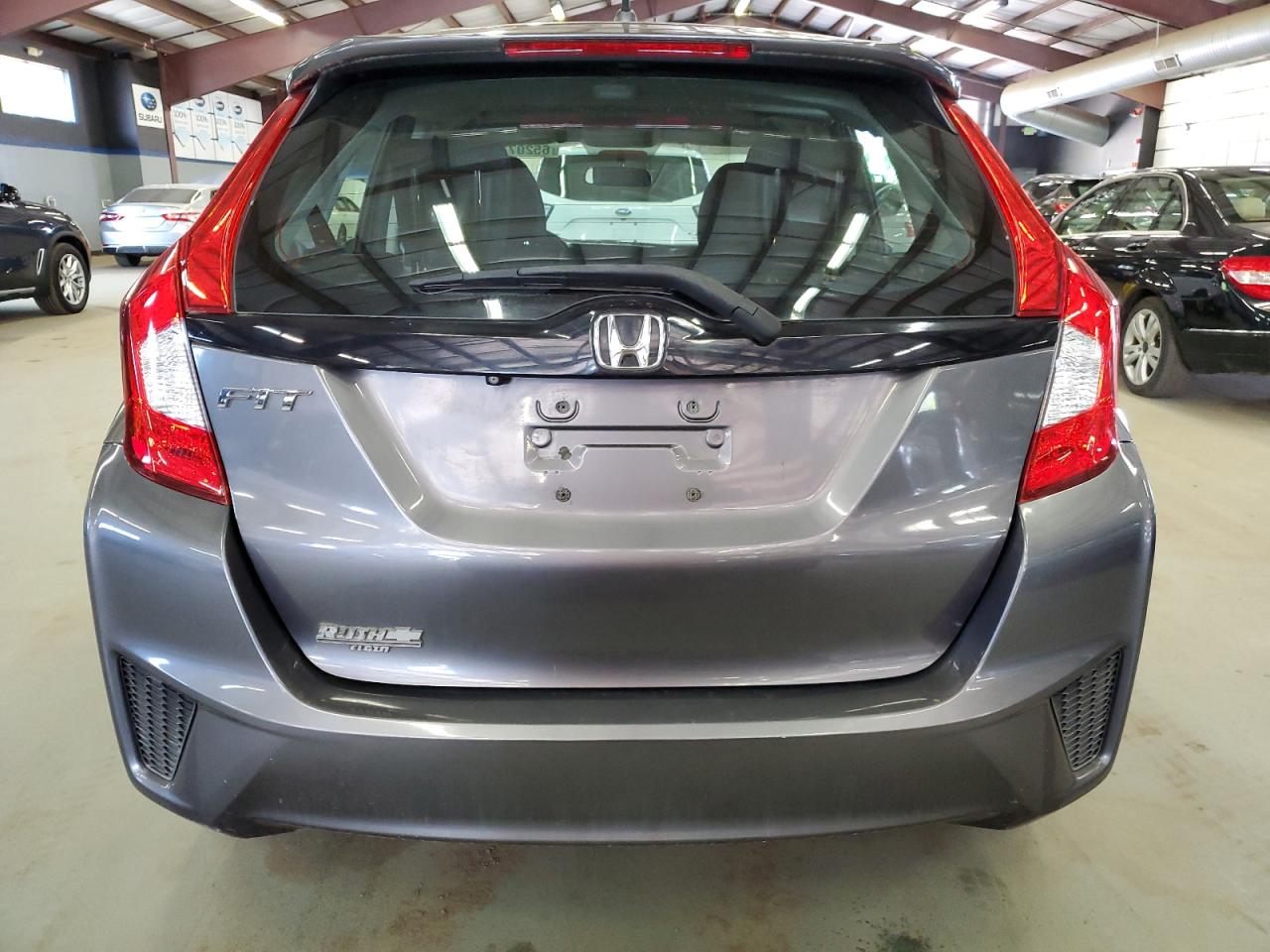 2015 Honda Fit Lx VIN: 3HGGK5H51FM719299 Lot: 65207775