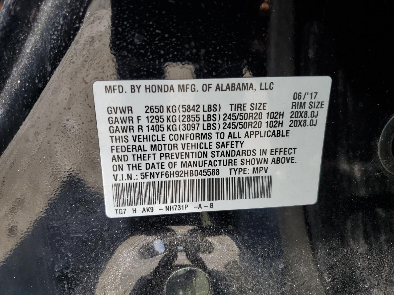 2017 Honda Pilot Touring VIN: 5FNYF6H92HB045588 Lot: 63999535
