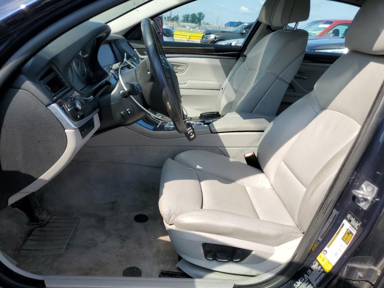 2012 BMW 528 Xi VIN: WBAXH5C50CDW10714 Lot: 64171215
