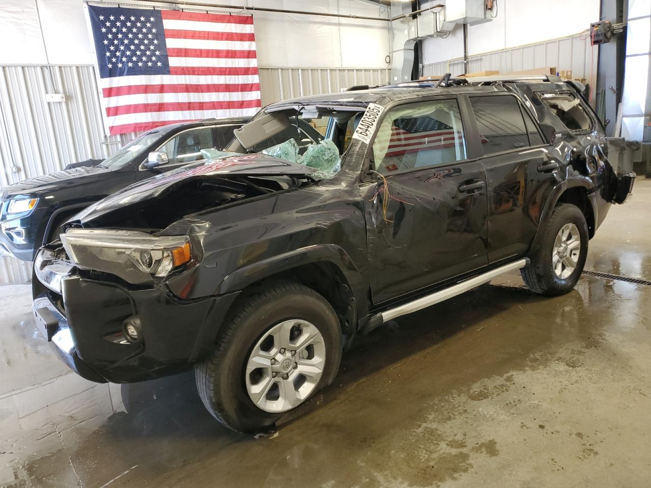2022 Toyota 4Runner Sr5/Sr5 Premium VIN: JTENU5JR2N6042769 Lot: 64403505