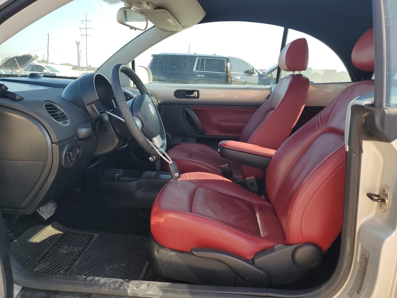 2009 Volkswagen New Beetle Blush Edition VIN: 3VWSF31Y79M409309 Lot: 62379765