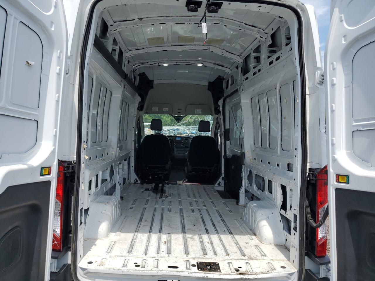 2024 Ford Transit T-250 VIN: 1FTBR1X87RKA89602 Lot: 64959215