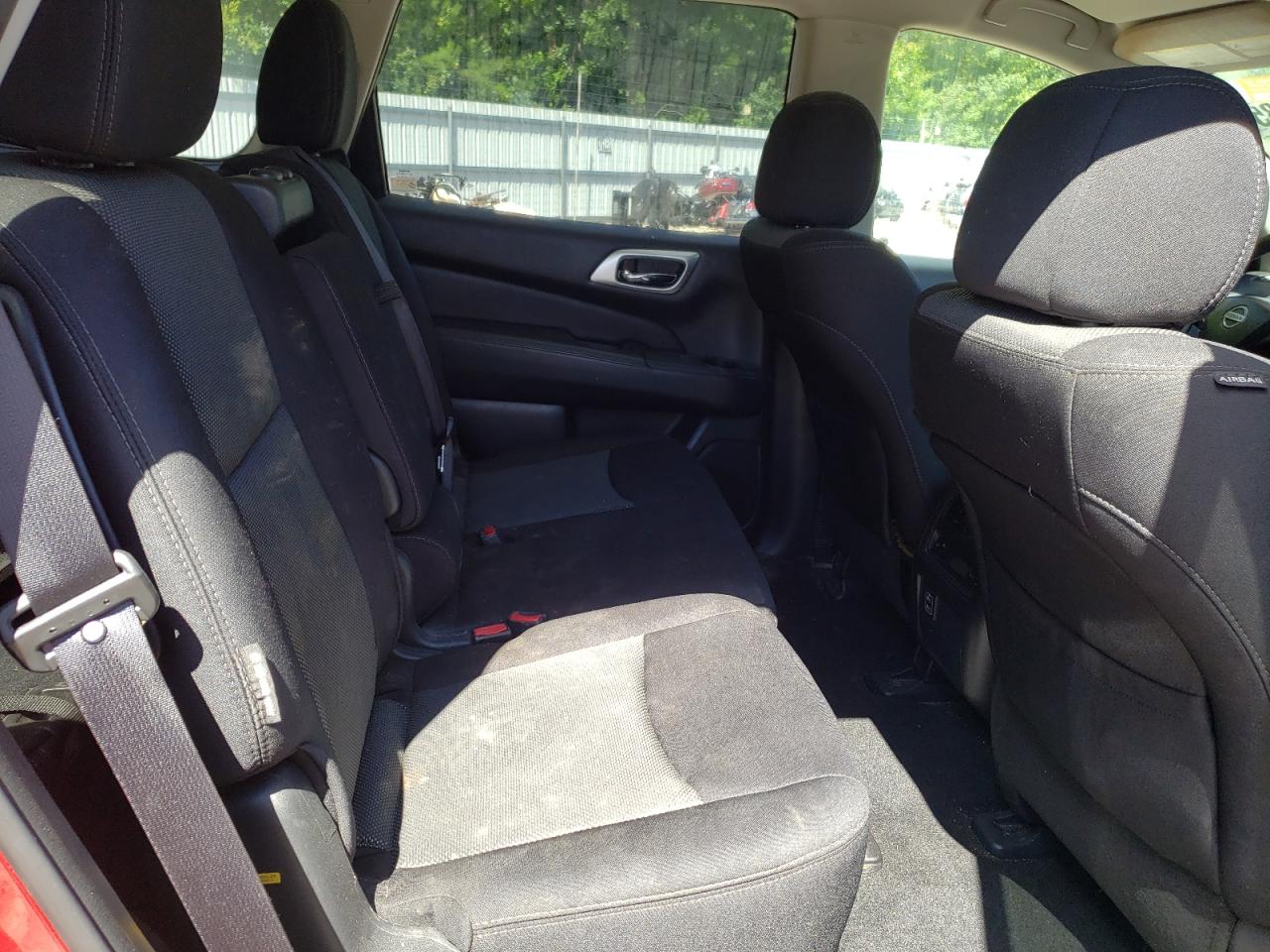 2018 Nissan Pathfinder S VIN: 5N1DR2MM0JC638048 Lot: 65116685