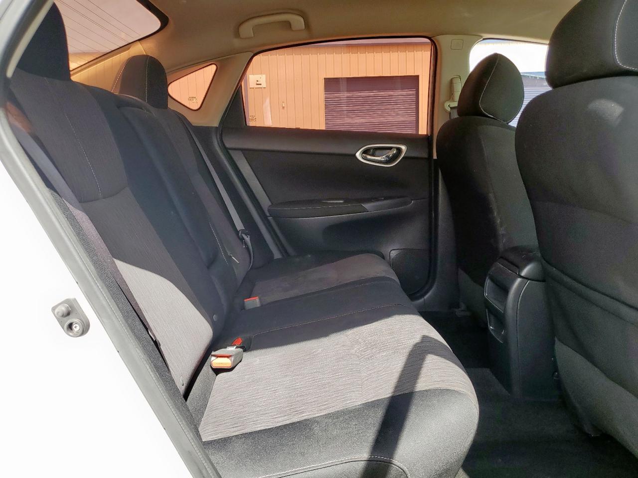 2015 Nissan Sentra S VIN: 3N1AB7AP7FL632561 Lot: 65727945