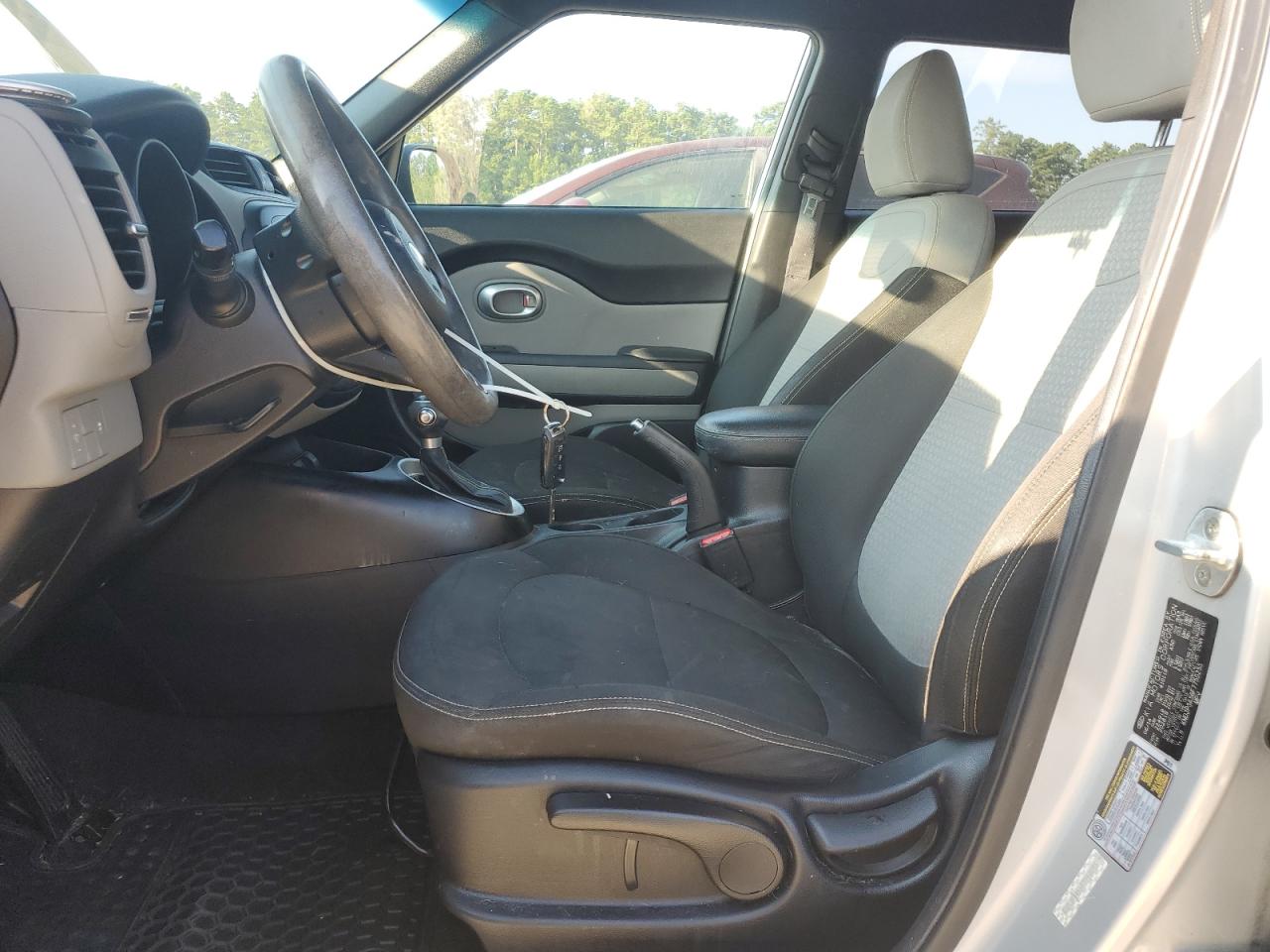 2015 Kia Soul + VIN: KNDJP3A56F7750255 Lot: 63505305