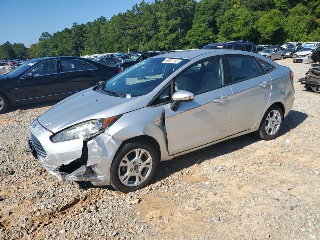  FORD FIESTA 2016 Srebrny