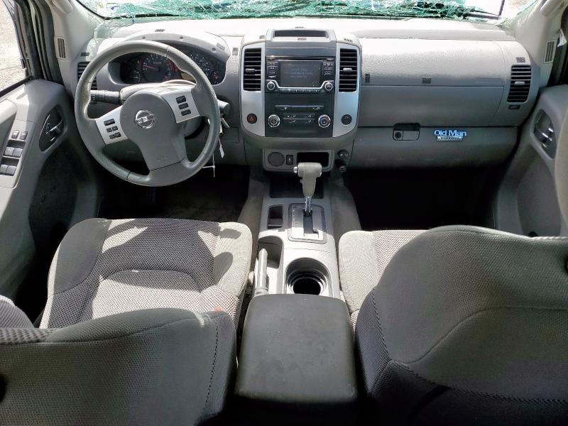  NISSAN FRONTIER 2017 Biały