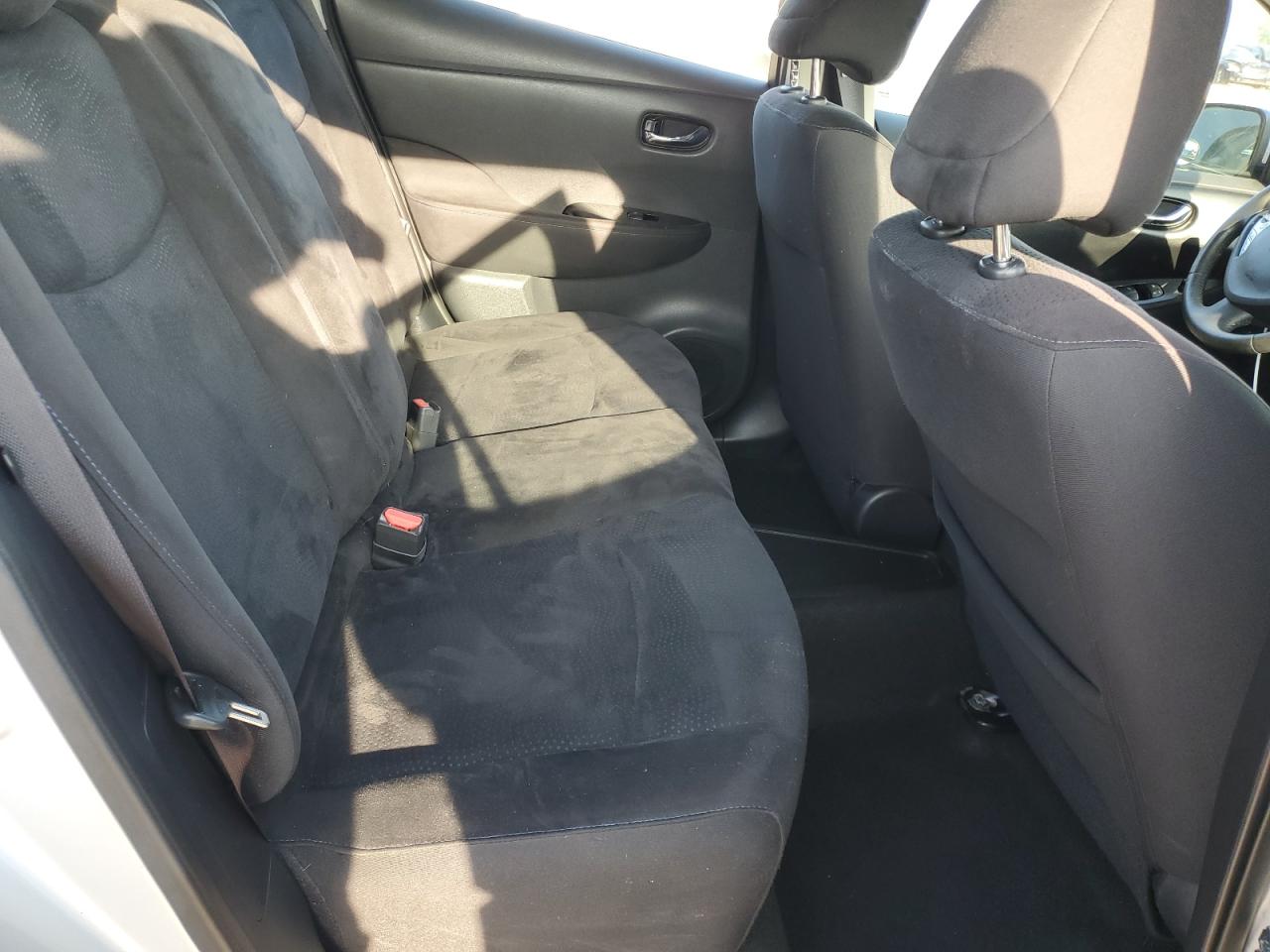 2015 Nissan Leaf S VIN: 1N4AZ0CP2FC320694 Lot: 66083905