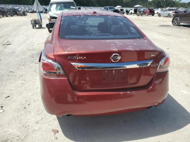 Sedans NISSAN ALTIMA 2015 Czerwony