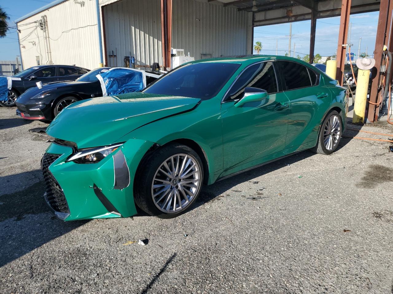 Hide VIN History Auto JTHDA1D23R5130806 - LEXUS IS 2024