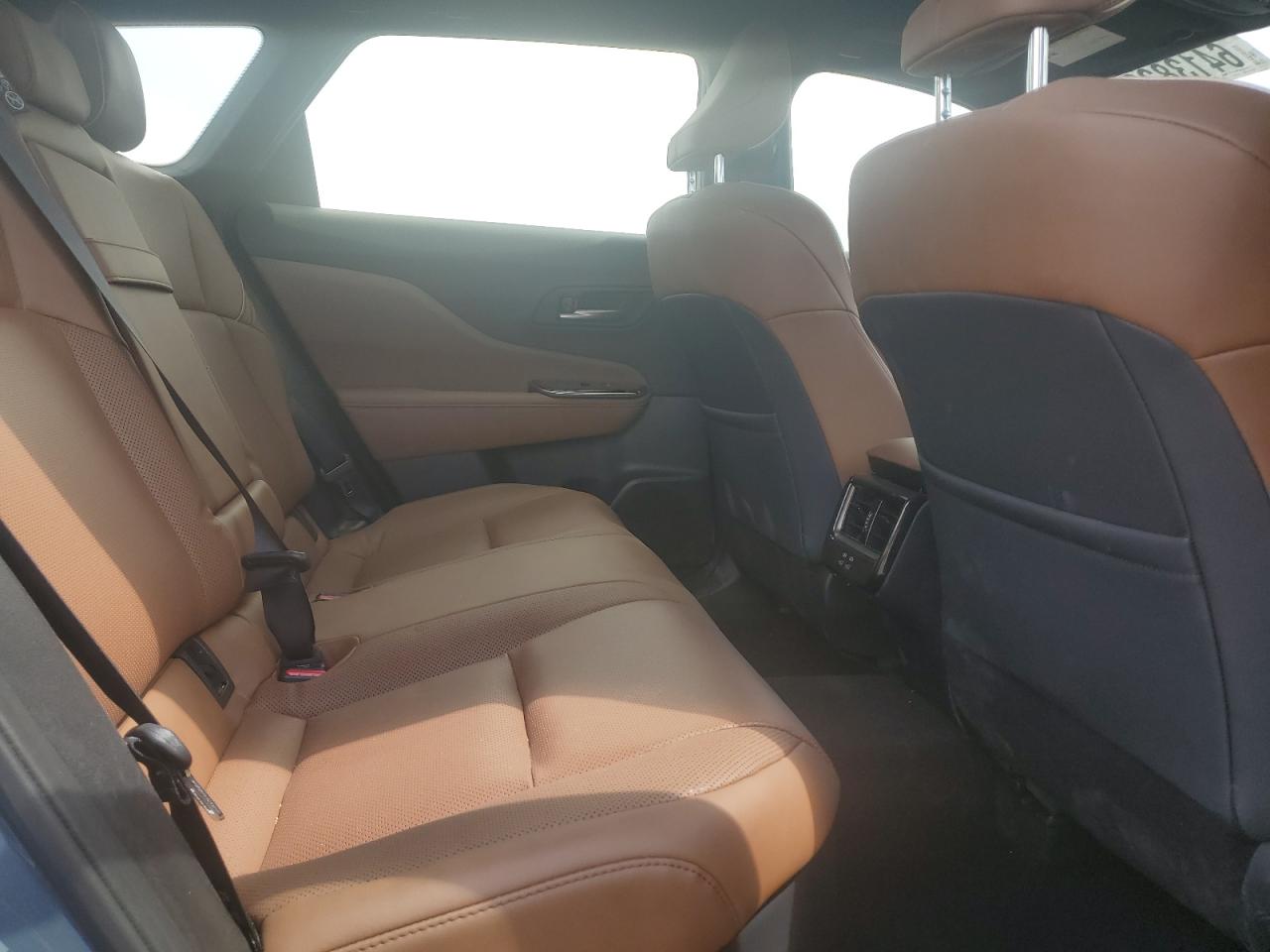 2025 Toyota Crown Signia Xle VIN: JTDACAAJ5S3008587 Lot: 64138385