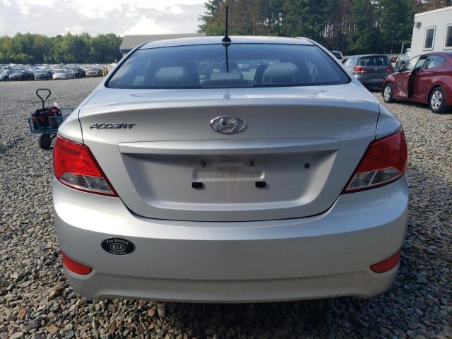 Sedans HYUNDAI ACCENT 2016 Srebrny