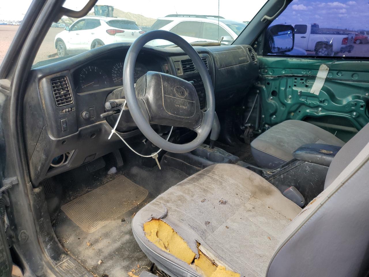 2000 Toyota Tacoma Xtracab Prerunner VIN: 4TASN92N3YZ617936 Lot: 64977965