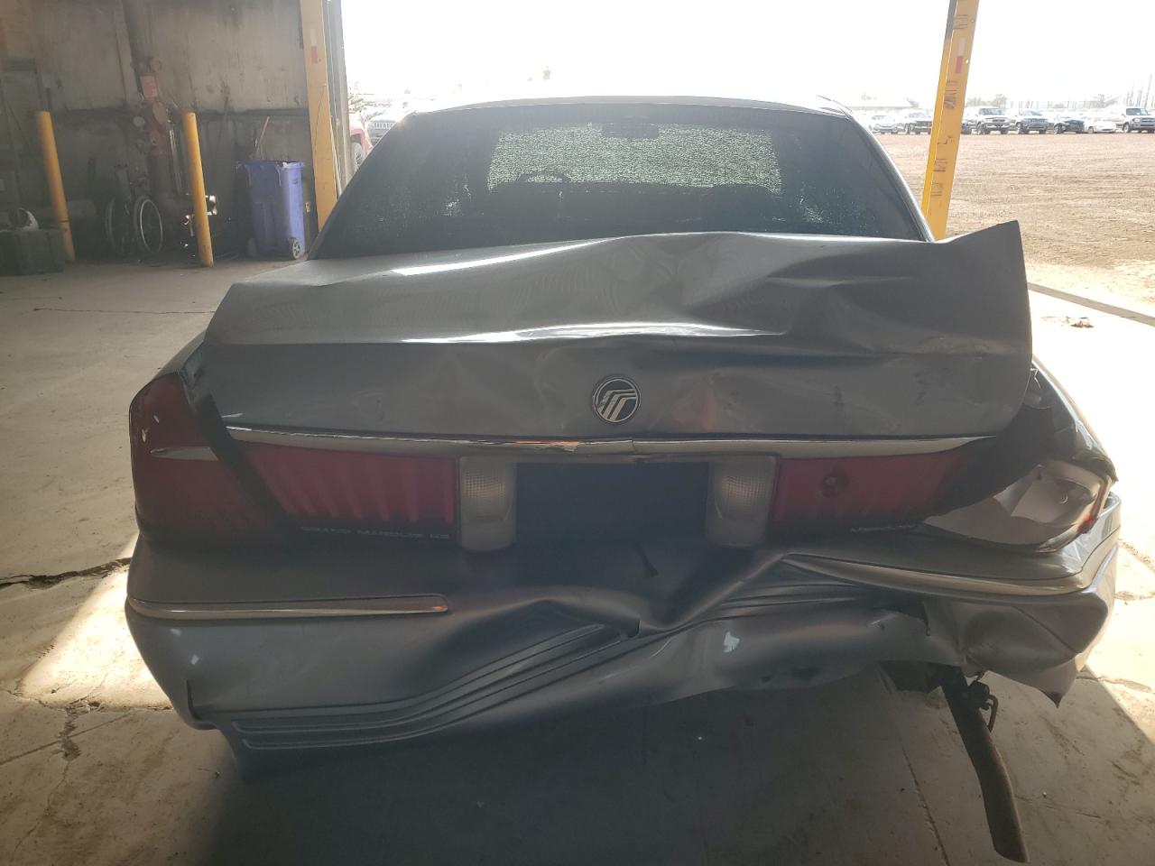 2001 Mercury Grand Marquis Gs VIN: 2MEFM74W81X711436 Lot: 63496785