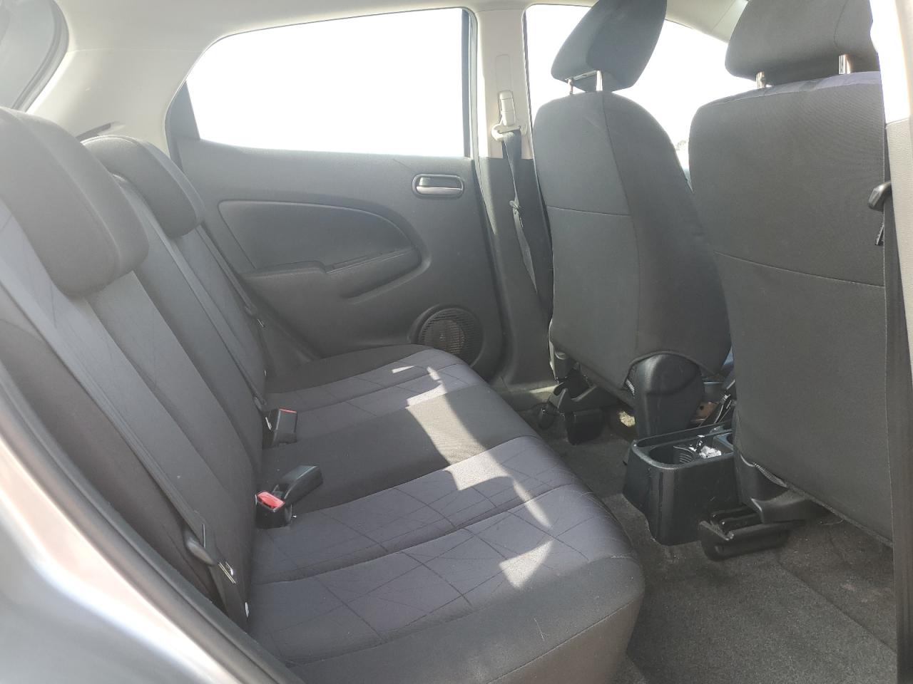 2011 Mazda Mazda2 VIN: JM1DE1HZ3B0106201 Lot: 64686665