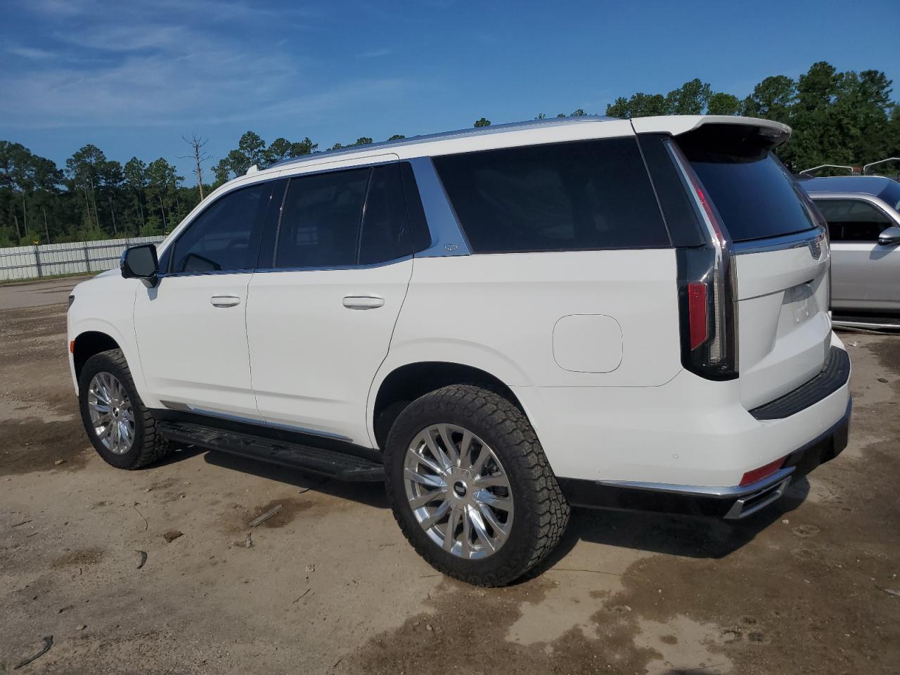 2022 Cadillac Escalade Premium Luxury white null gas 1GYS4BKL9NR243111 photo #3