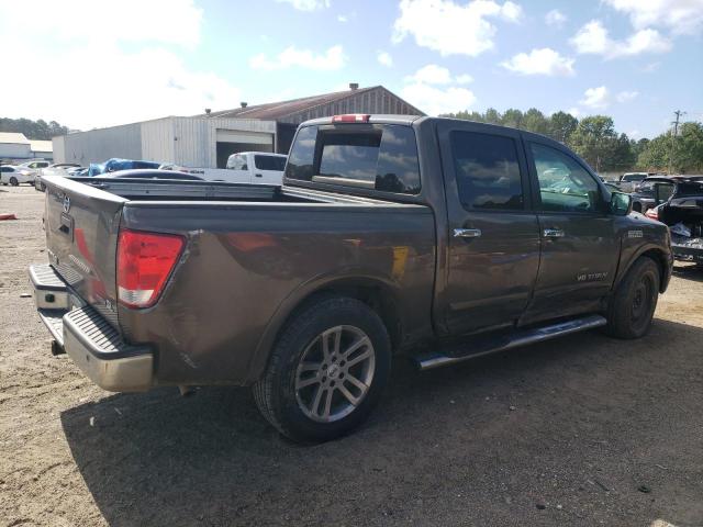 Pickups NISSAN TITAN 2015 Gray