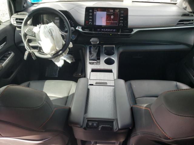  TOYOTA SIENNA 2022 Черный